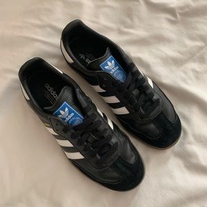 Adidas Sambas